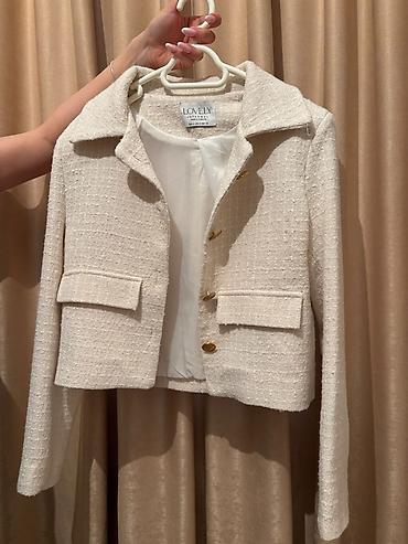 dəri jaket: LOVELY by Isabelle – krem rəngli tvid qısa jaket - Klassik düz kəsim — 2