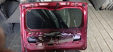 smart open: Крышка багажника Nissan, 2009 г., Б/у, Оригинал — 3