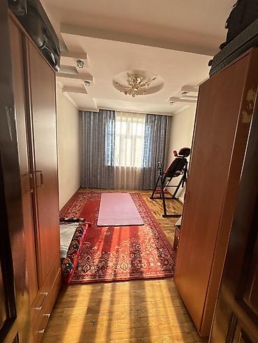 Долгосрочная аренда домов: Просторный двухэтажный дом с мансардными фронтонами и большим — 14