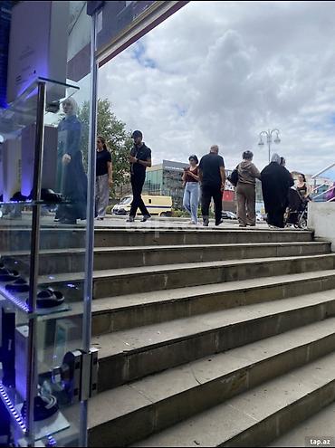 bakı electronics telefonlar: Inssatcilar metrosu baku elektroniksle uzbe uz adana donerin alti — 2
