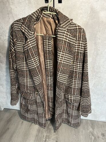 loreta пальто: Пальтолор, Классика, Күз-жаз, Твид, Узун модель, Куру менен, M