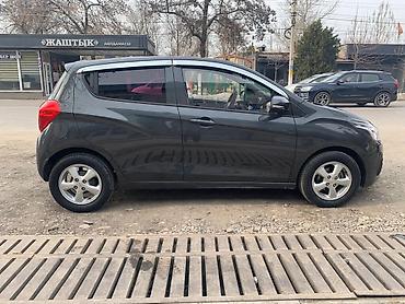 шевя: Chevrolet Spark: 2017 г., 1 л, Автомат, Бензин, Хэтчбэк — 7