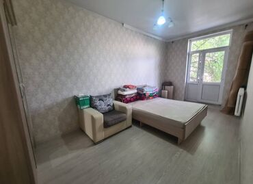 Продажа квартир: 3 комнаты, 68 м², Сталинка, 3 этаж, Косметический ремонт — 2