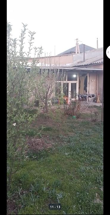 Продажа полдома: Продаётся полдома Планировка и помещения: - Просторная — 2