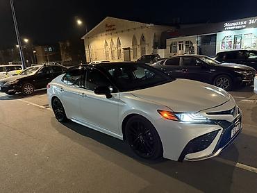 камри 75 2022: Toyota Camry: 2022 г., 2.5 л, Автомат, Гибрид, Седан — 2