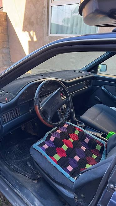 Унаа сатуу: Audi 100: 1988 г., 2.6 л, Кол менен иштөөчү, Бензин, Седан — 2