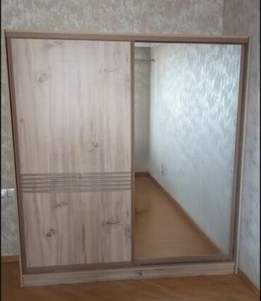 istikbal mebel: Dolab satilir. Yenidi 2 ay istifade edilib. Cizigi bele yoxdu Olcu