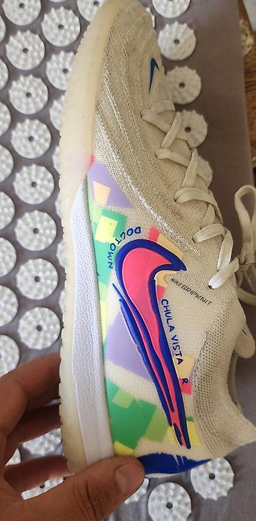 Бутсы: Футзалки Сороконожки 1 модель - Nike Phantom Размер EUR 41, US 8 — 5