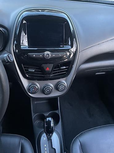 Chevrolet: Chevrolet Spark: 2020 г., 1 л, Вариатор, Бензин, Хэтчбэк — 8