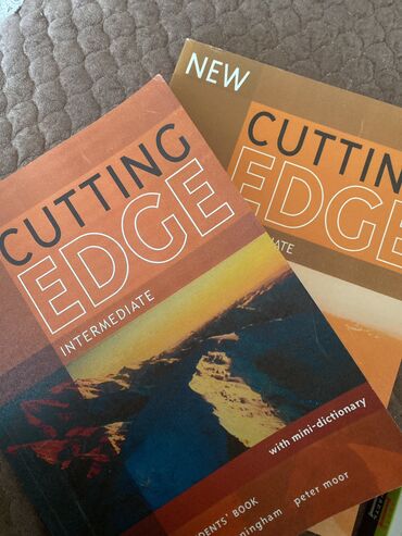 tibbi xalatların satışı: Cutting Edge Intermediate ikisi biryerde satilir