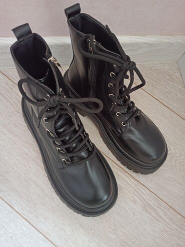 garda shoes: Ölçü: 40, rəng - Qara, Yeni