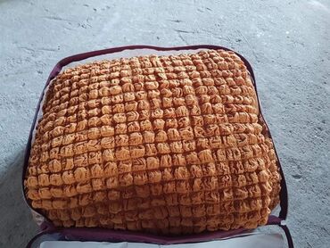 Posteljina: CENA 3400 din Sašivene od rasteglijivog prozračnog materijala — 3