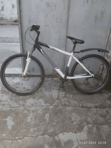 qiz ucun velosiped: Городской велосипед 26", скоростей: 21