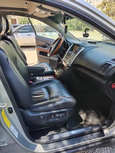 дом на обмен: Lexus RX: 2004 г., 3 л, Автомат, Газ, Кроссовер