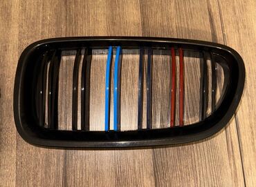 запчасти на форд транзит: BMW üçün ön radiator qəfəsi (kidney grille) – tək parça. - Rəng