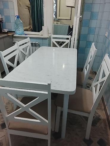 silver kitchen: Обеденный комплект: стол + 6 стульев - Стол прямоугольный, белый, с — 1