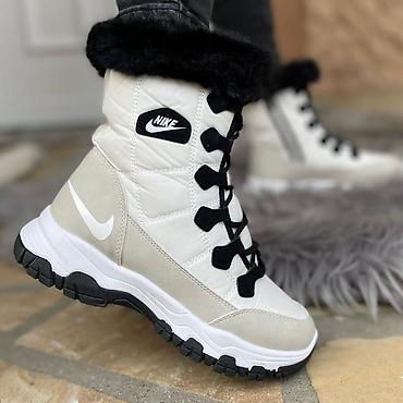 aksice ugg: Nike čizmice crne bele roze NOVO Novo Brojevi 36 do 41 fb Moja — 1