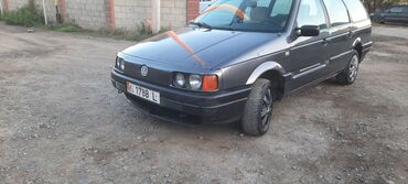 арзан машина пассат: Volkswagen Passat Variant: 1989 г., 1.8 л, Механика, Бензин, Универсал