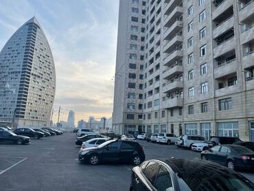 Uzunmüddətli kirayə mənzillər: Heydər Əliyev Mərkəzinə panoramik mənzərəli, şəhərin mərkəzinə yaxın — 1