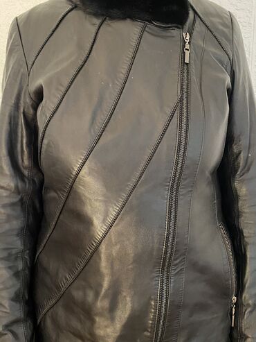 мужское дубленки: Куртка 5XL (EU 50), түсү - Кара