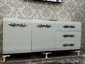 Komodlar: Güzgüsüz