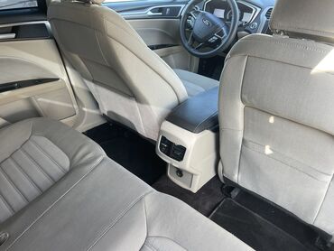 Ford: Ford Fusion: 1.5 l | 2017 il 126805 km Sedan — 18