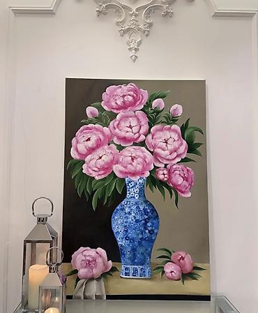 piona: Rəsm əsəri: “Pionlar mavi vazada” -Ölçü: 120x80 - Texnika: kətan — 1