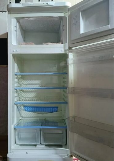 Маслобойки: Б/у 2 двери Indesit Холодильник Продажа