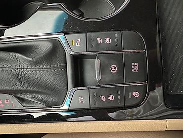 Kia: Kia Carnival: 2020 г., 2.2 л, Автомат, Дизель, Минивэн — 7