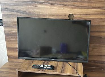 dvb t2 tv box: VEGAS televizor - Ekran ölçüsü: təxminən 32" (82 sm diaqonal) - Ekran — 1