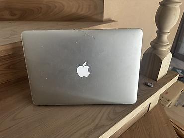 Ноутбуки и аксессуары: Apple MacBook (серебристый алюминиевый корпус) - Классический ноутбук — 1