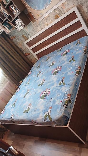Taxt 130 Azn. Olchu 1.60×2metr. Bazalidir. Matras var. Unvan Musfiq