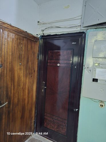 токмок эшик: Продаю входную дверь б/у высота 205 см ширина 86 см,расположена в 6