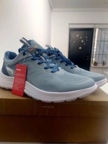 басаножка мужские: В наличии летние кроссовки LI-NING, отличное качество, оригинал
