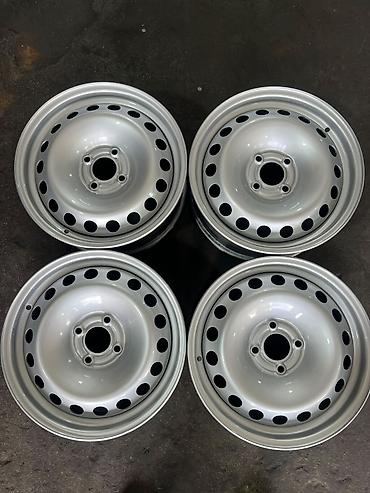 4 ədəd polad disk dəsti - Ölçü: 15 düym - Bolt sayı: 4 bolt - Mərkəz lalafo.az -da 4 ədəd polad disk dəsti - Ölçü: 15 düym - Bolt sayı: 4 bolt - Mərkəz