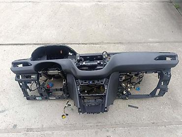 amortizeri clio 2: TABLA,POJASEVI,BEGOVI ZA PEUGEOT 2008 OD 2013. DO 2016. GOD — 2