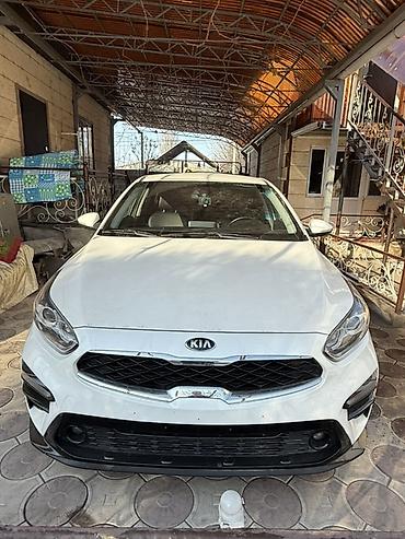Kia: Kia Cerato: 2021 г., 1.6 л, Вариатор, Бензин, Седан — 5