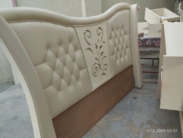 işlenmiş carpayilar: Təknəfərlik çarpayı, İşlənmiş