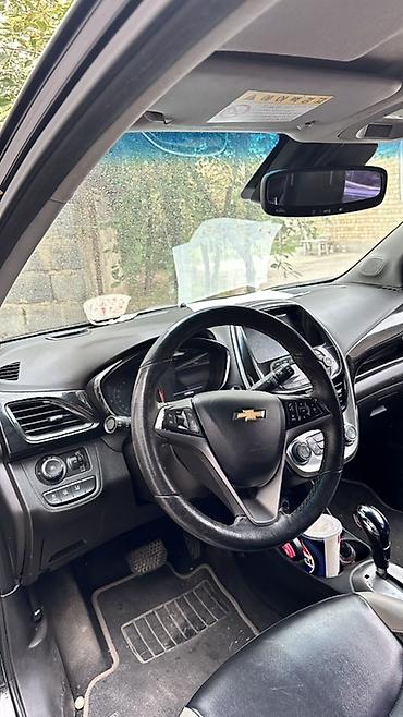 Chevrolet: Chevrolet Spark: 2017 г., 1 л, Бензин — 6