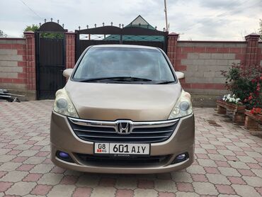 дом на колосах: Honda Stepwgn: 2005 г., 2 л, Автомат, Бензин, Вэн/Минивэн