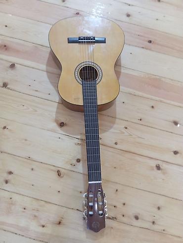 Klassik akustik gitara + yumşaq çanta - Korpus: ənənəvi klassik