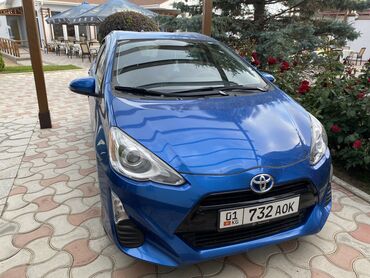 тайота март: Toyota Prius: 2016 г., 1.5 л, Автомат, Электромобиль, Хетчбек