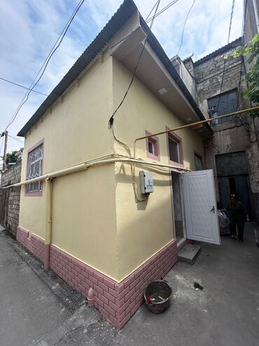 Həyət evləri və villaların satışı: UPD 2 otaqlı, 68 kv. m, Kredit yoxdur, Yeni təmirli
