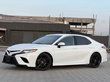 Toyota: Toyota Camry: 2020 г., 2.5 л, Автомат, Бензин, Седан