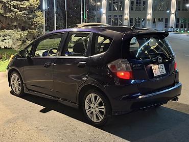 титан на фит: Honda Fit: 2010 г., 1.5 л, Автомат, Бензин, Хэтчбэк — 5