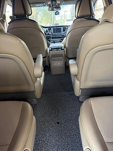 Kia: Kia Carnival: 2020 г., 2.2 л, Дизель — 12