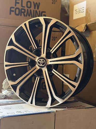 Литые Диски R 17 Toyota, Комплект, отверстий - 5, Новый