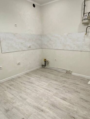 Продажа квартир: 3 комнаты, 62 м², 105 серия, 4 этаж, Евроремонт — 17