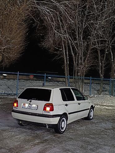 Volkswagen: Volkswagen Golf: 1993 г., 1.8 л, Механика, Бензин, Хэтчбэк — 5