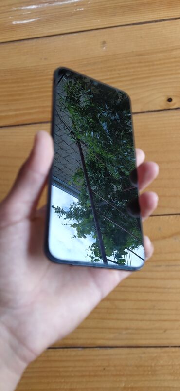 telefon ehtiyat hisselerinin sifarisi: Xiaomi Redmi Note 11, 32 GB, rəng - Göy, 
 Qırıq